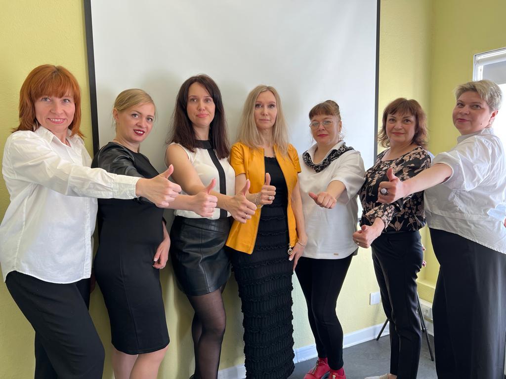 квартиры по переуступке агентство недвижимости адмирал